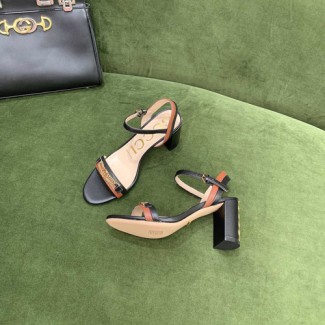 구찌 여성 샌들 621167 블랙