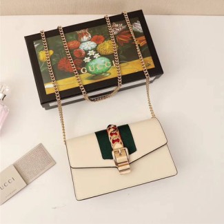 구찌 신상 실비 체인 숄더백 494642 화이트