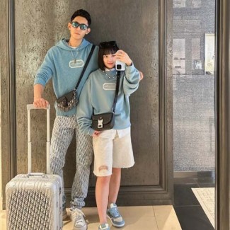 디올 남여공용 니트 D84318