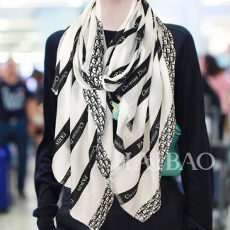 디올 신상 스카프 D1048-2