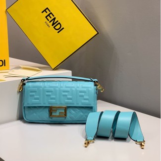 펜디 미듐 바게트백 8BR600 민트