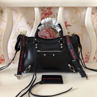 발렌시아가 클래식 미듐 로고 스트랩 시티백 300297 블랙 체리핑크 로고