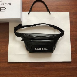 발렌시아가 남여공용 가죽 벨트백 5699789 블랙
