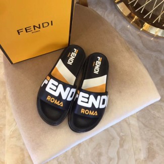 펜디 신상 슬리퍼 FD46046 블랙