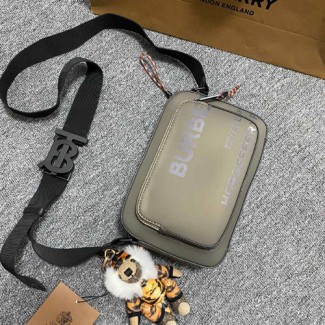 버버리 남여공용  크로스백 80441773 그레이