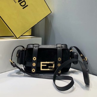 펜디 바게트 미니 케이지백 8BS034 블랙