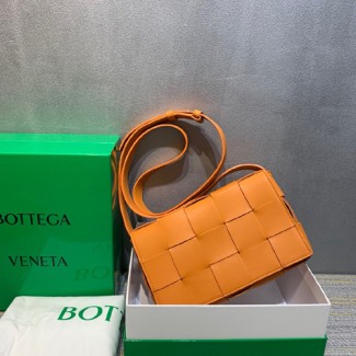 보테가 카세트 백 591970-10