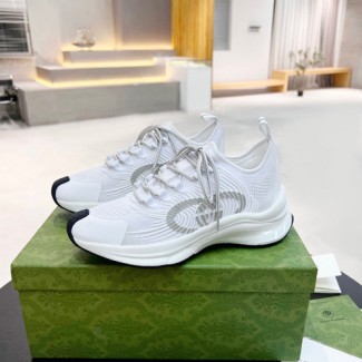 구찌 남여공용 운동화 670456-3