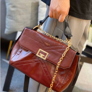 지방시 크랙클 가죽 미디엄 ID 백 BB051 버건디