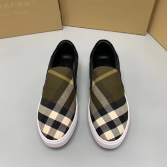 버버리 슬립온 스니커즈 BB181126