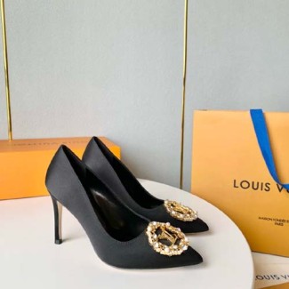 루이비통 여성용 펌프스 M0533-1