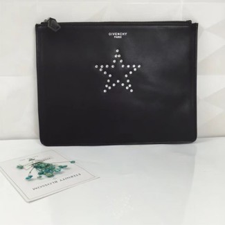 지방시 신상 클러치백 28643 블랙