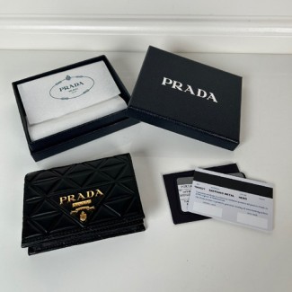 프라다 신상 반지갑 1MV021