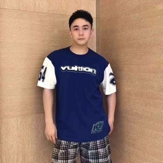 루이비통 남여공용 반팔  M10285