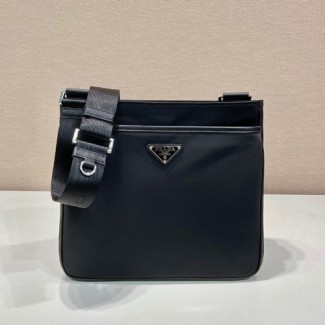 프라다  리나일론 숄더백 2VH118
