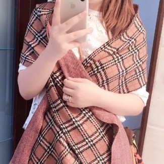 버버리 신상 스카프 BB3649