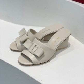 페레가모 슬리퍼 F38128-3