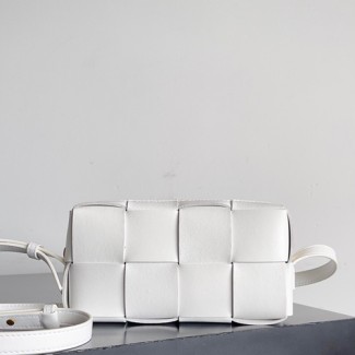 보테가 카세트 미니 크로스바디 백 755031-1