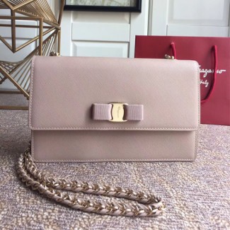 페레가모 지나 미듐 숄더백 21E480 연핑크