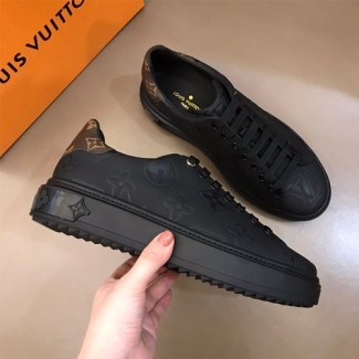 루이비통 남여공용 신상 스니커즈 M0290 블랙