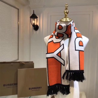 버버리 신상 스카프 BB3628