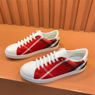 버버리 남성용 신상 스니커즈 801096470-1