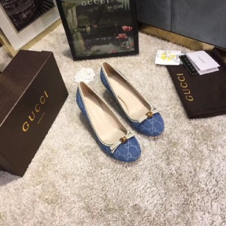 구찌 여성용 신상 펌프스 550037