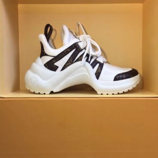 루이비통 LV 아치라이트 스니커즈 1A43K2-3