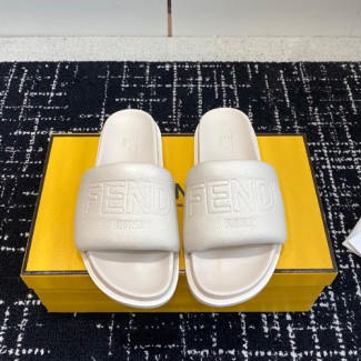 펜디 남여 공용 슬리퍼 FD46229-1