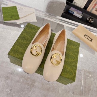 구찌 여성 로퍼 670472-1