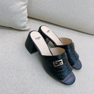 펜디 신상 슬리퍼 FD46081-1