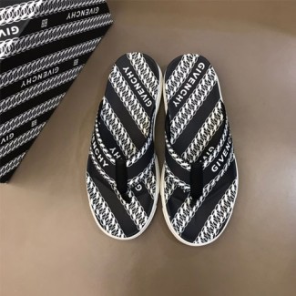 지방시 남성용 신상 슬리퍼 GV39062-3