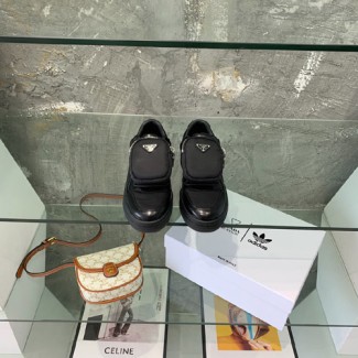 프라다&아디다스 남여공용 스니커즈  F0840-1