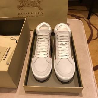 버버리 여성용 신상 하이탑 스니커즈 BB181120