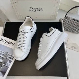 알렉산더 맥퀸  남여공용 스니커즈  586434-6