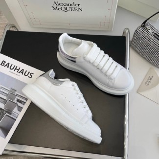 알렉산더 맥퀸  남여공용 스니커즈  586434-11