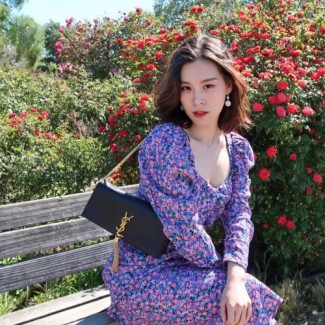 생로랑  모노그램 케이트 99 태슬 플랩백 604276 블랙